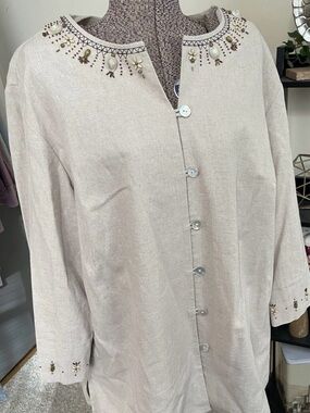 Alfred Dunner Cream Beaded Pearl Collar Button-Down Top